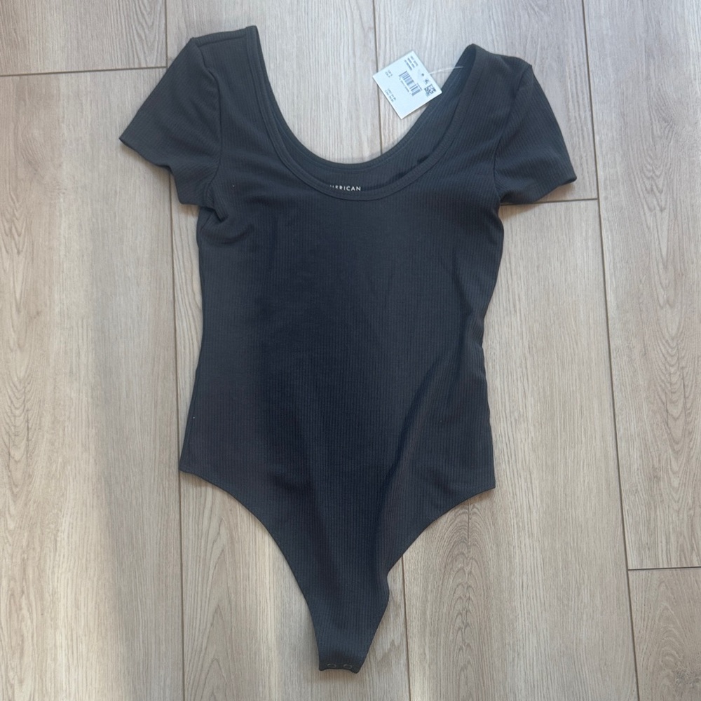 American Eagle Outfitters women’s Ribbed Dark Gray Bodysuit SZ SMALL NWT